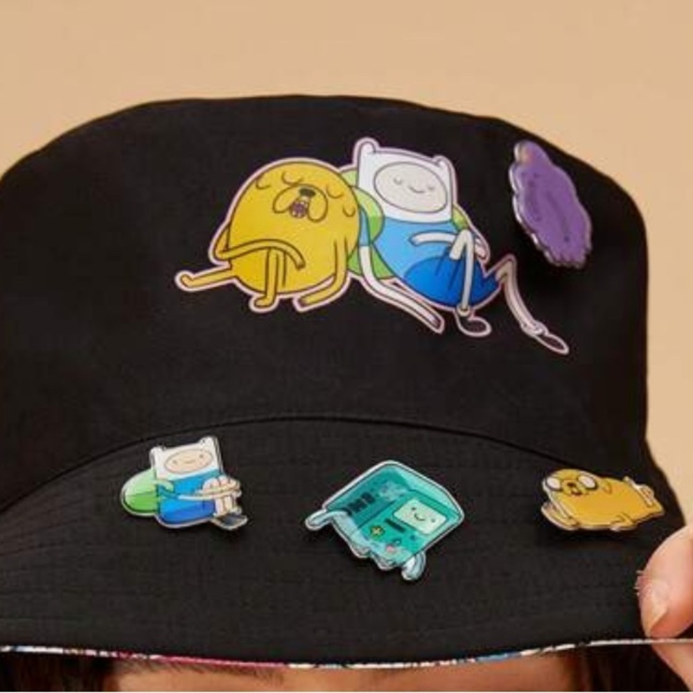 ADVENTURE TIME 4pcs Collaborative Fun Cartoon Badges Brooch Set NWOT - Picture 5 of 5